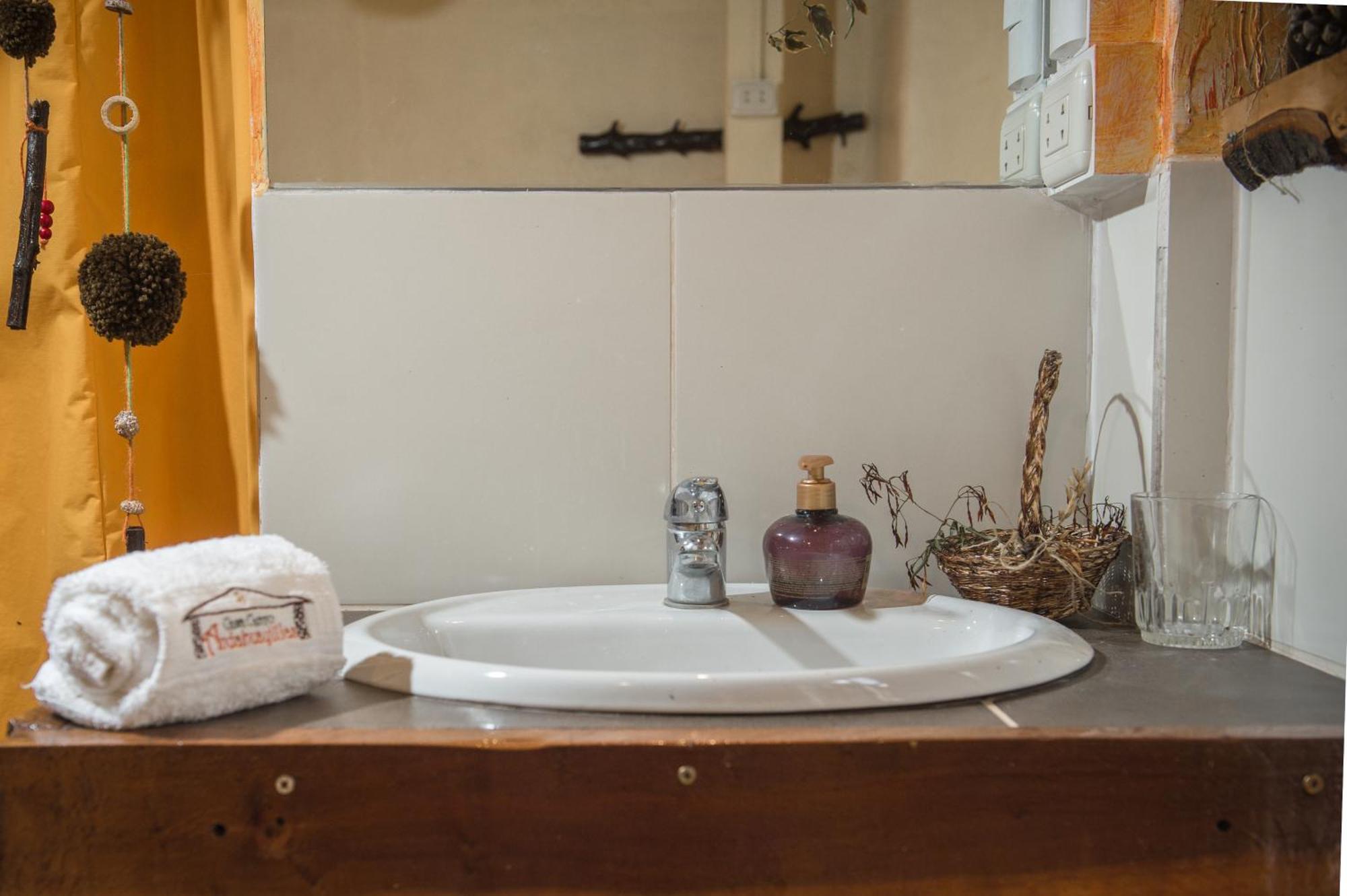 Eco Tampu Andahuaylillas- Hospedaje Ecosostenible Phòng bức ảnh